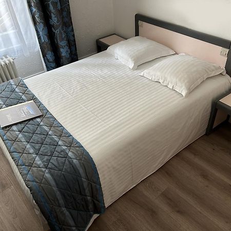 Hotel Windsor Contact Hotel Диеп Екстериор снимка